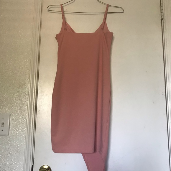 Dress. - Picture 3 of 3